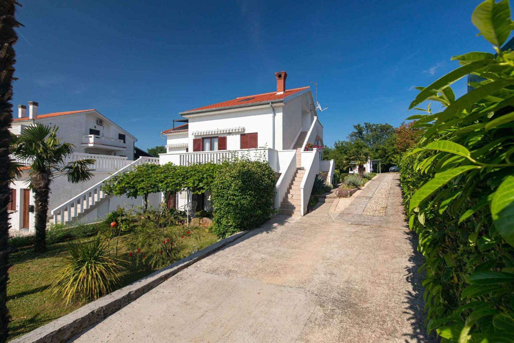 Apartments In Njivice/Insel Krk 34038 외부 사진