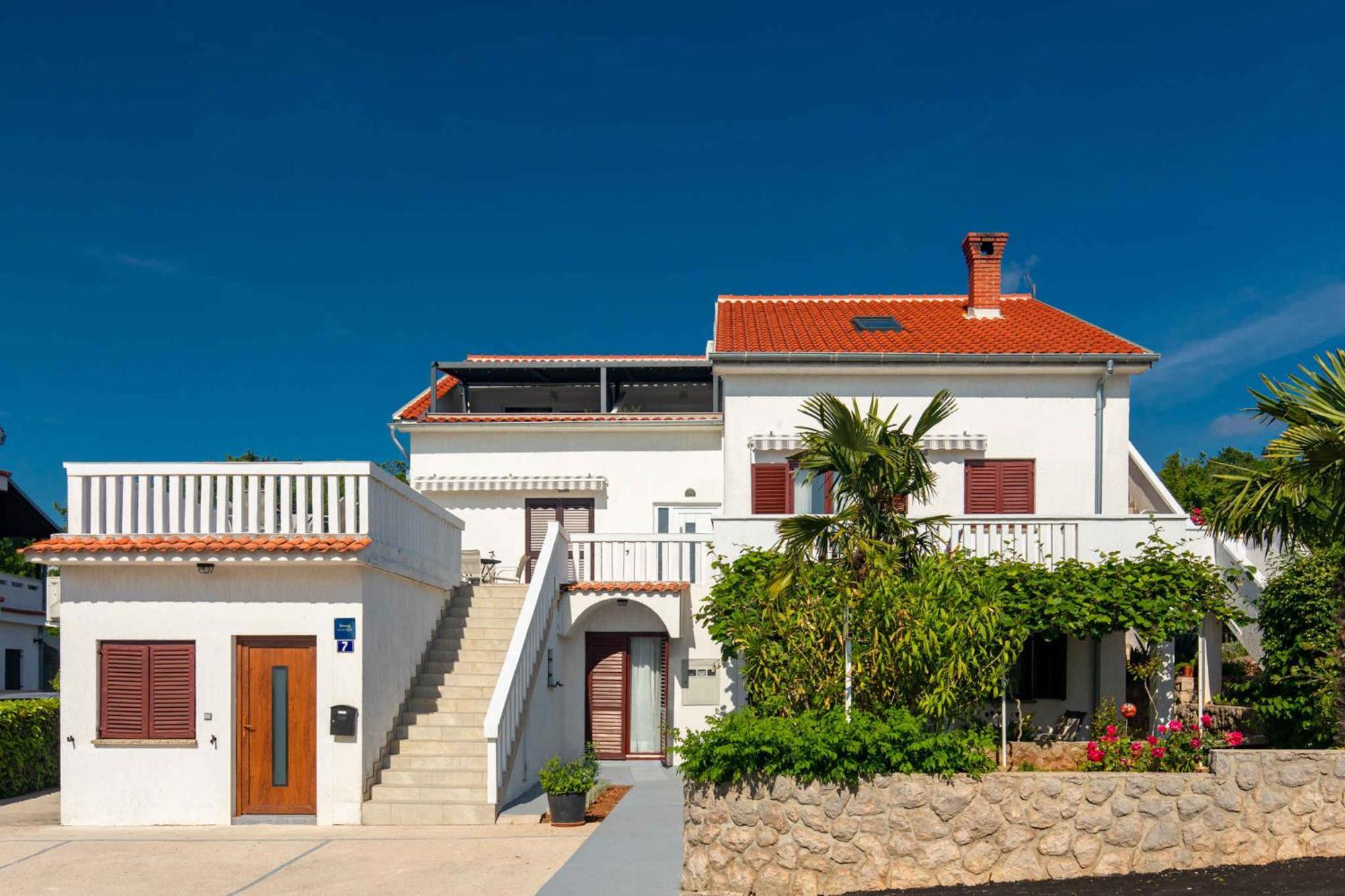Apartments In Njivice/Insel Krk 34038 외부 사진